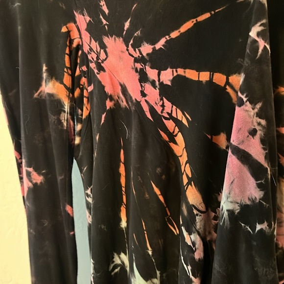 Gorgeous Tye Dye Tunic open front, drape collar cardigan wrap. M/L - Picture 3 of 6